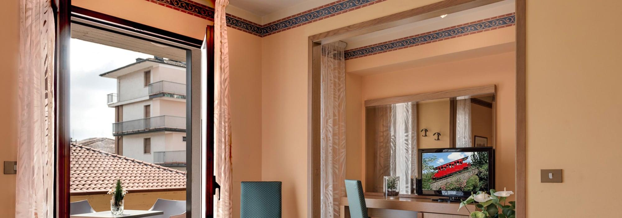 Boston Hotel 4*